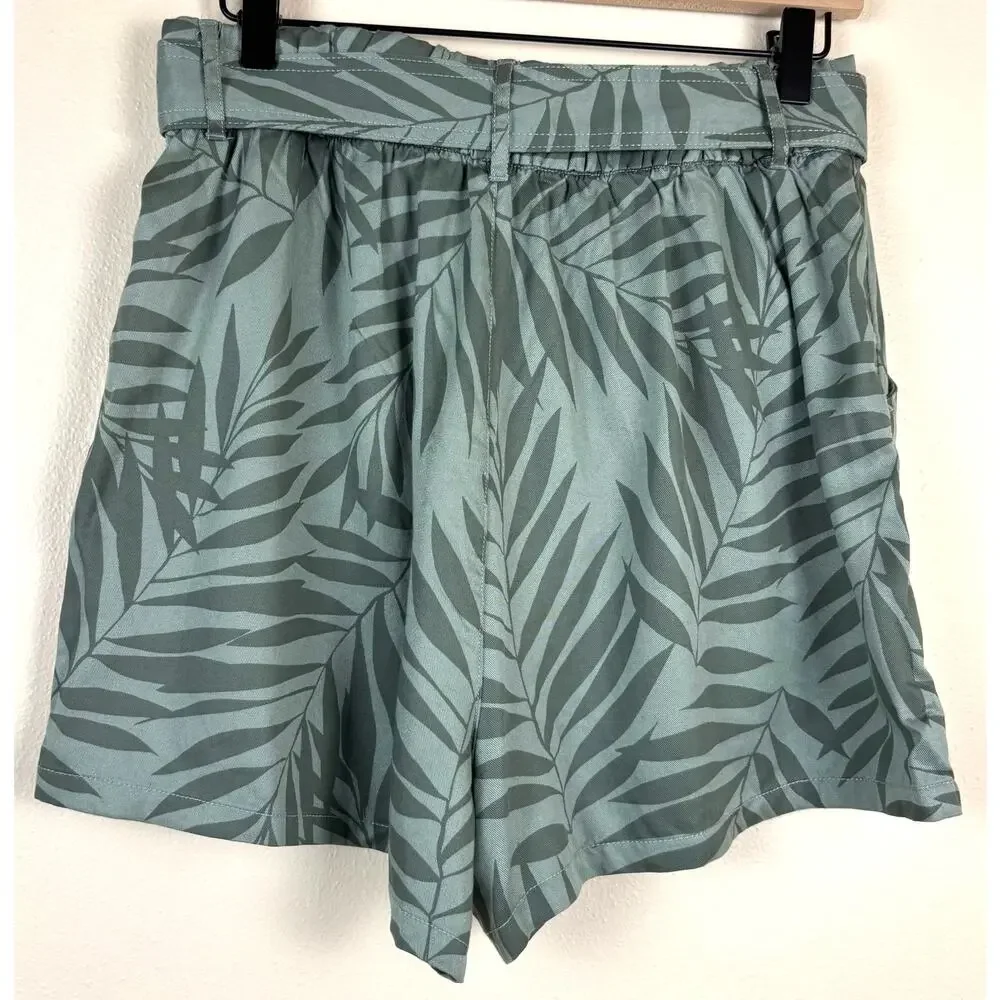 NWT C&C California Palm Leaf Shorts Size Large Vintage Look